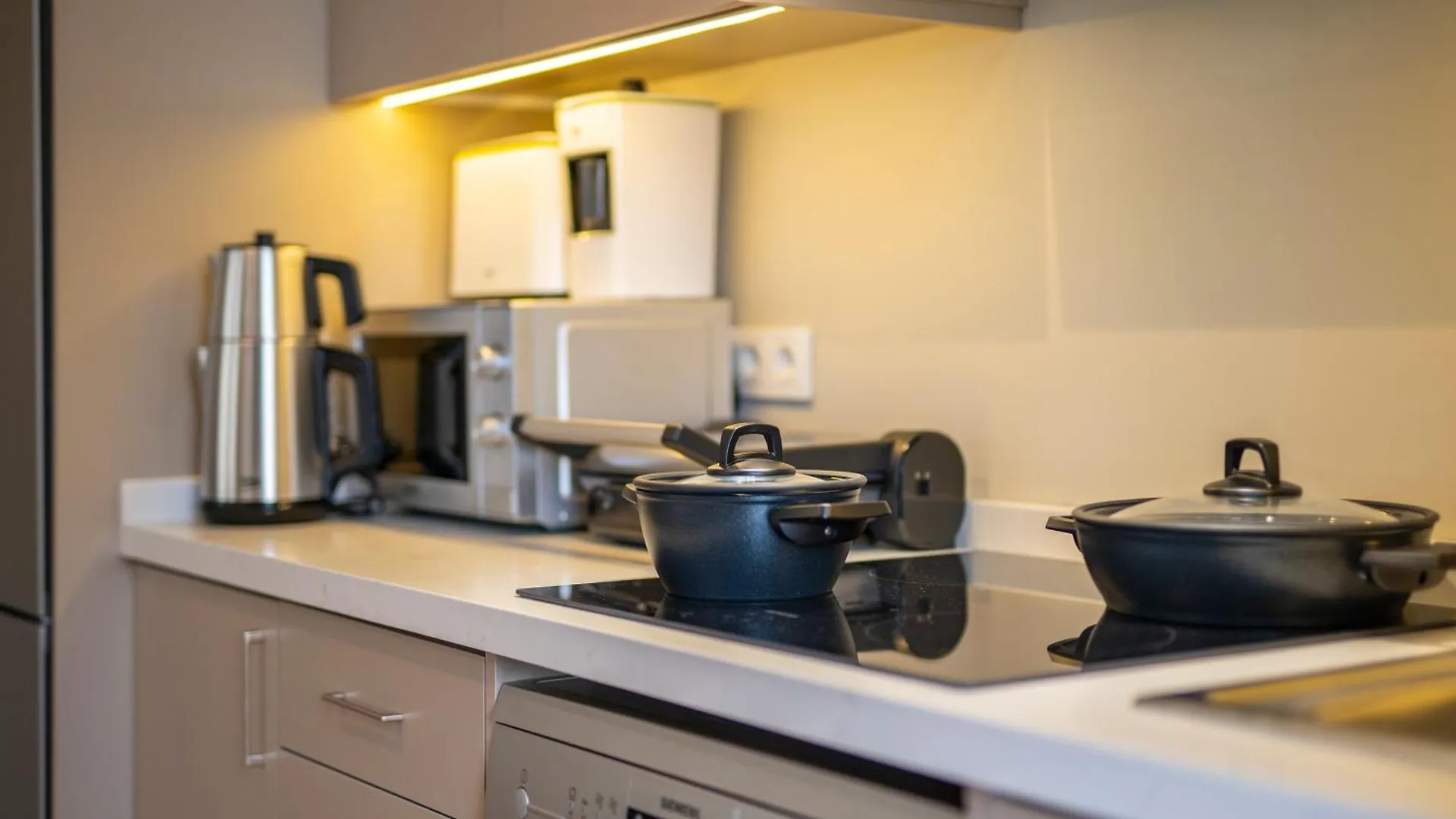 Kuledibi Suites, Historical 2-Bedroom Apartment No-3 이스탄불 터키